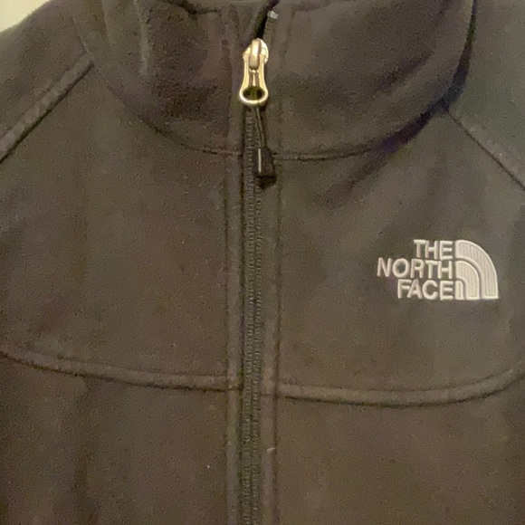 North Face jacket - Picture 2 of 6